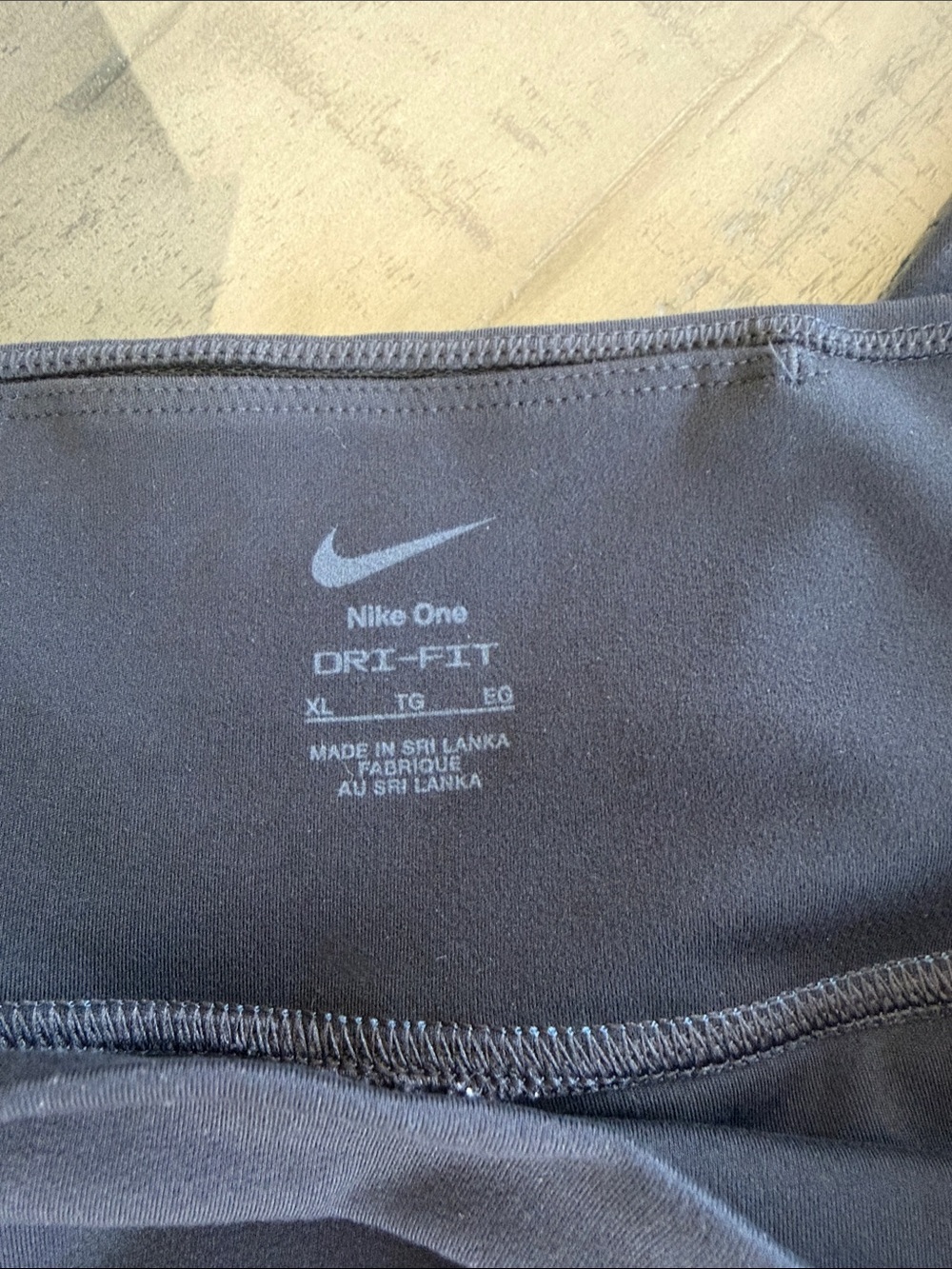 Nike One Dri-Fit Black Leggings with Light Blue Piping Womens Size XL inseam 24” - Picture 2 of 6